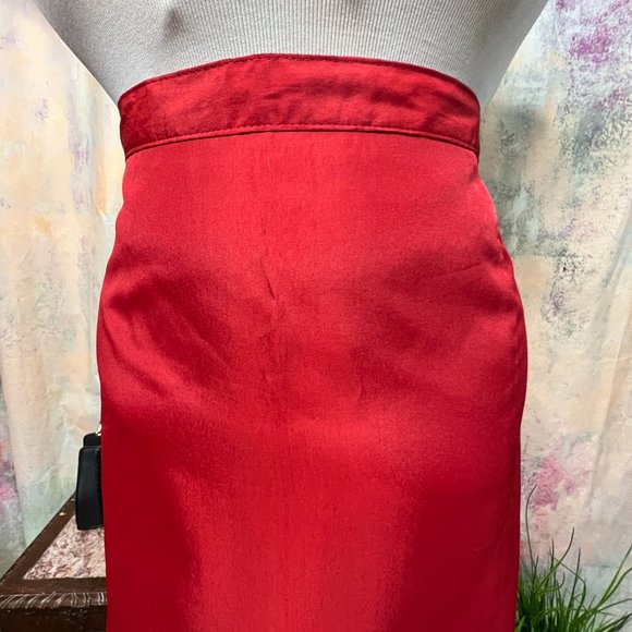 πFire Red Satin A-Line Viscose Blend Maxi Skirt - Picture 8 of 15